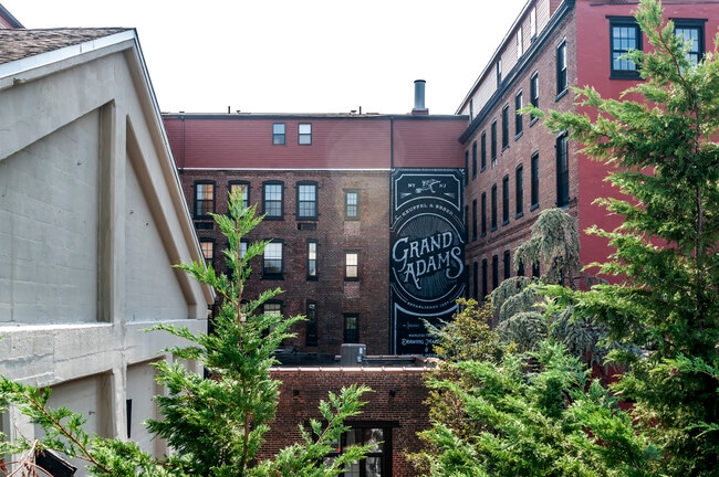 Grand Adams Apartments