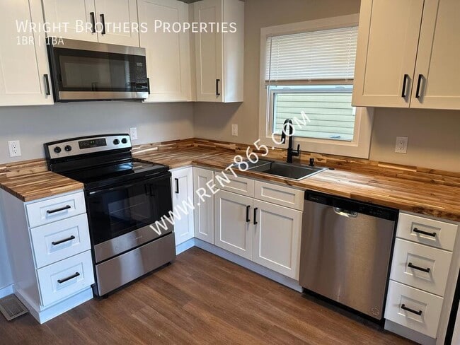 Building Photo - 116 Carrick St Unit 1