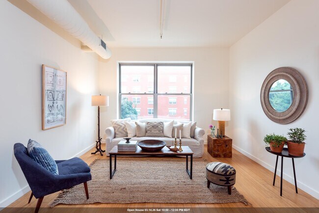 Building Photo - 234 10th St Unit 314