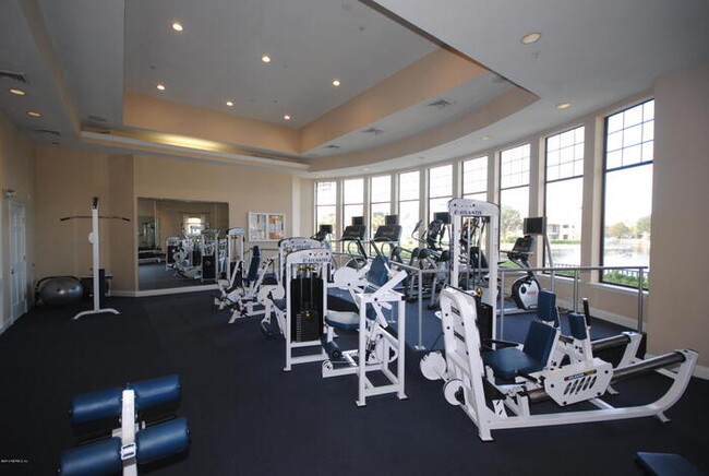 Photo - 800 Boardwalk Dr