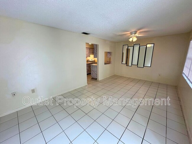 Photo - 325 N 5th St Unit 325-5