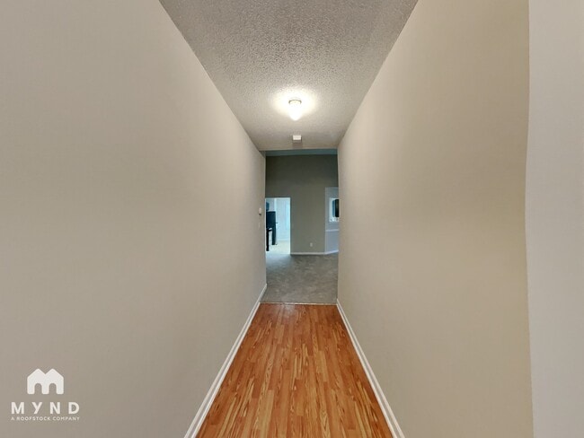 Photo - 2772 Live Oak Trail