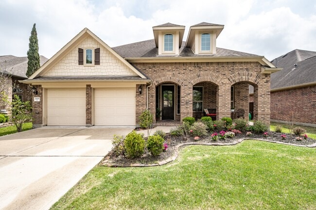 Building Photo - 20050 Mitchell Cove Dr