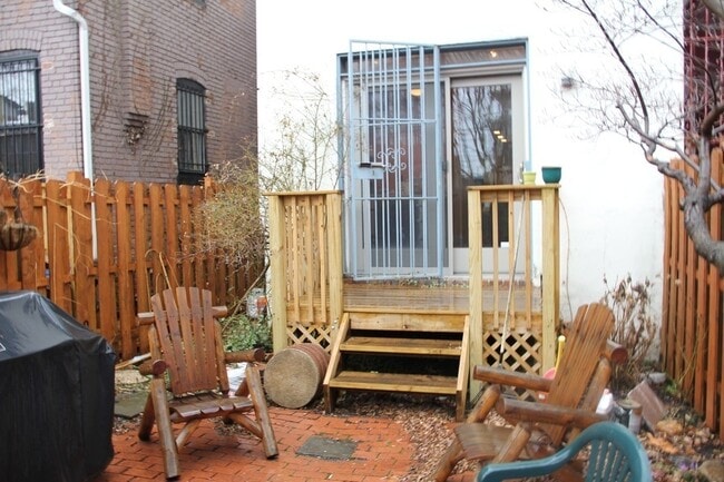 Photo - 337 14th St NE