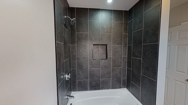 Photo - 109 Deering Rd Unidad #3