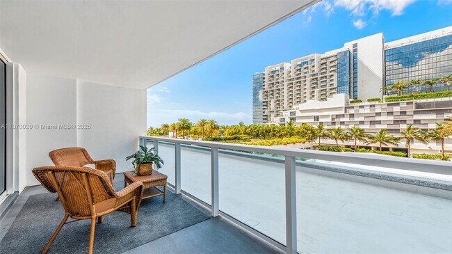 Photo - 2301 COLLINS Ave Unidad 301