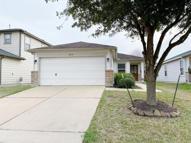 Building Photo - 20707 Fair Castle Dr