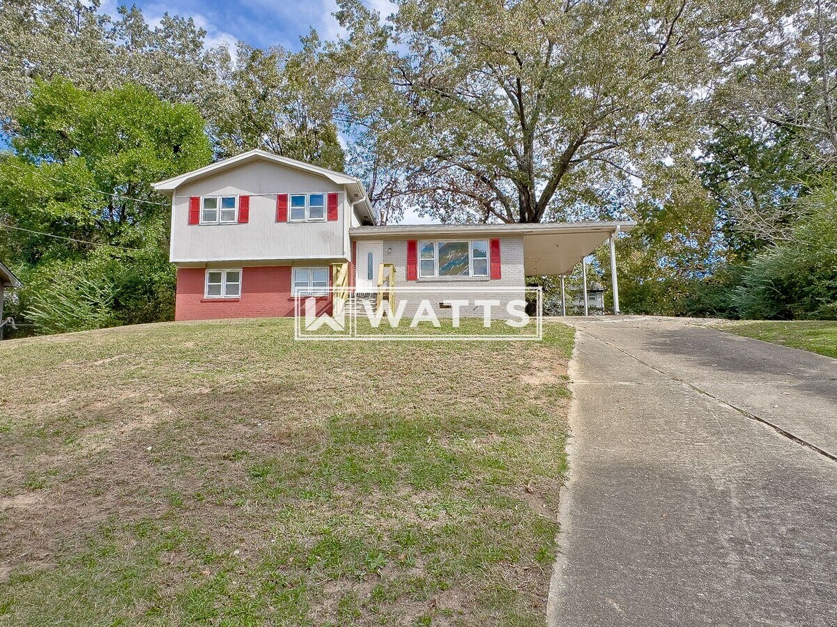 Photo - Lovely 3 Bed 2 Bath in Center Point