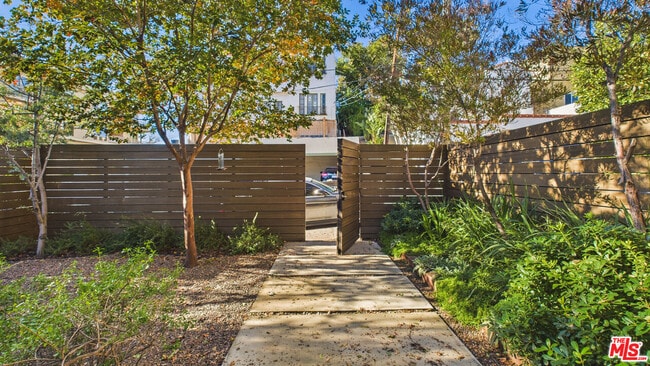 Photo - 3507 Marathon St