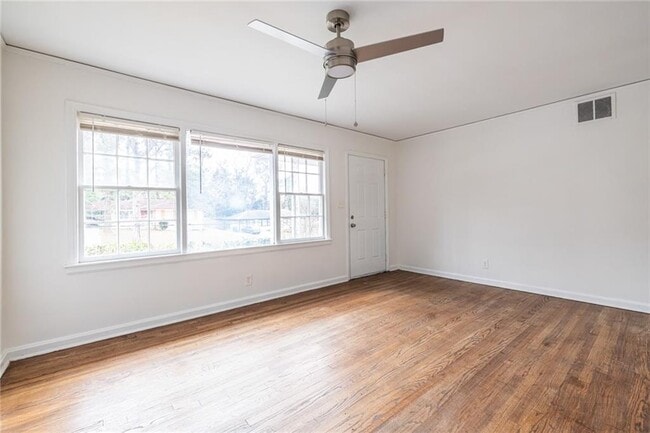 Photo - 2986 Belvedere Ln