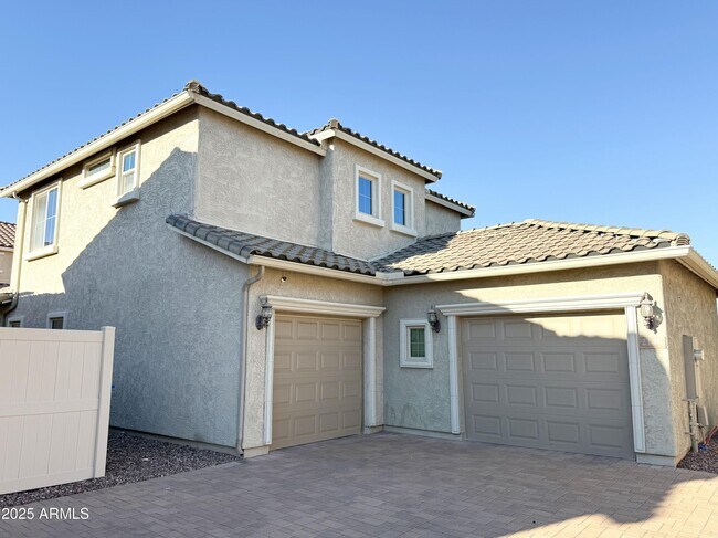 Photo - 2146 Scully Dr