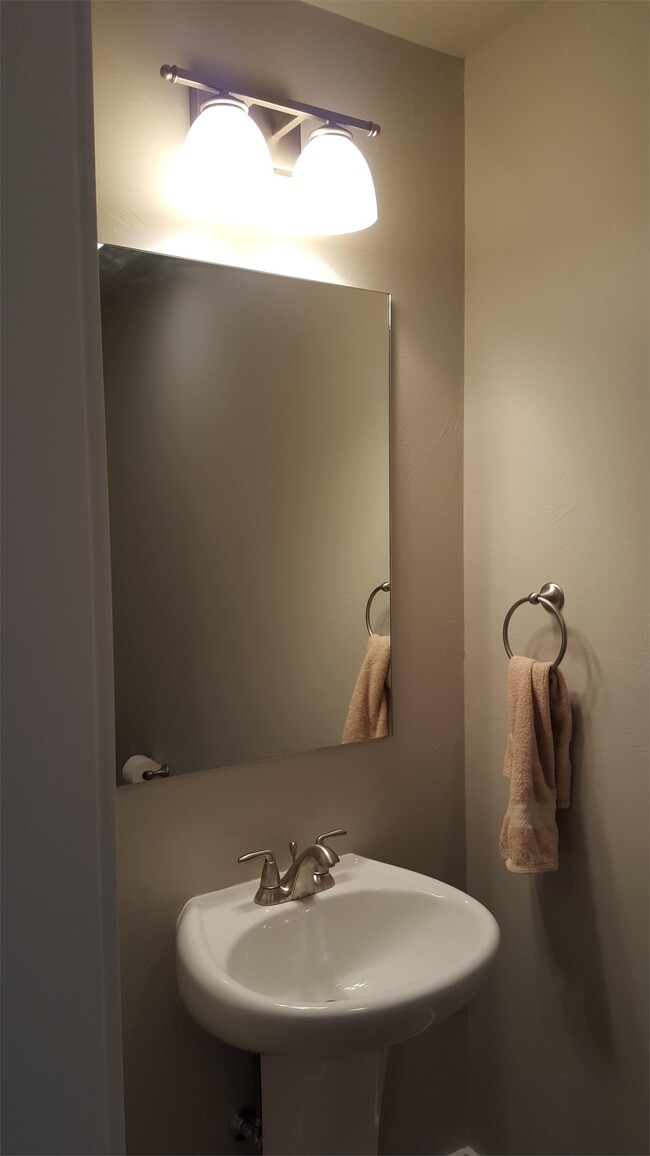 Photo - 726 Forest Glen Dr