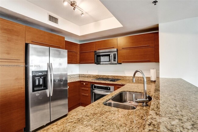 Building Photo - 2681 N Flamingo Rd Unit 605S Rental