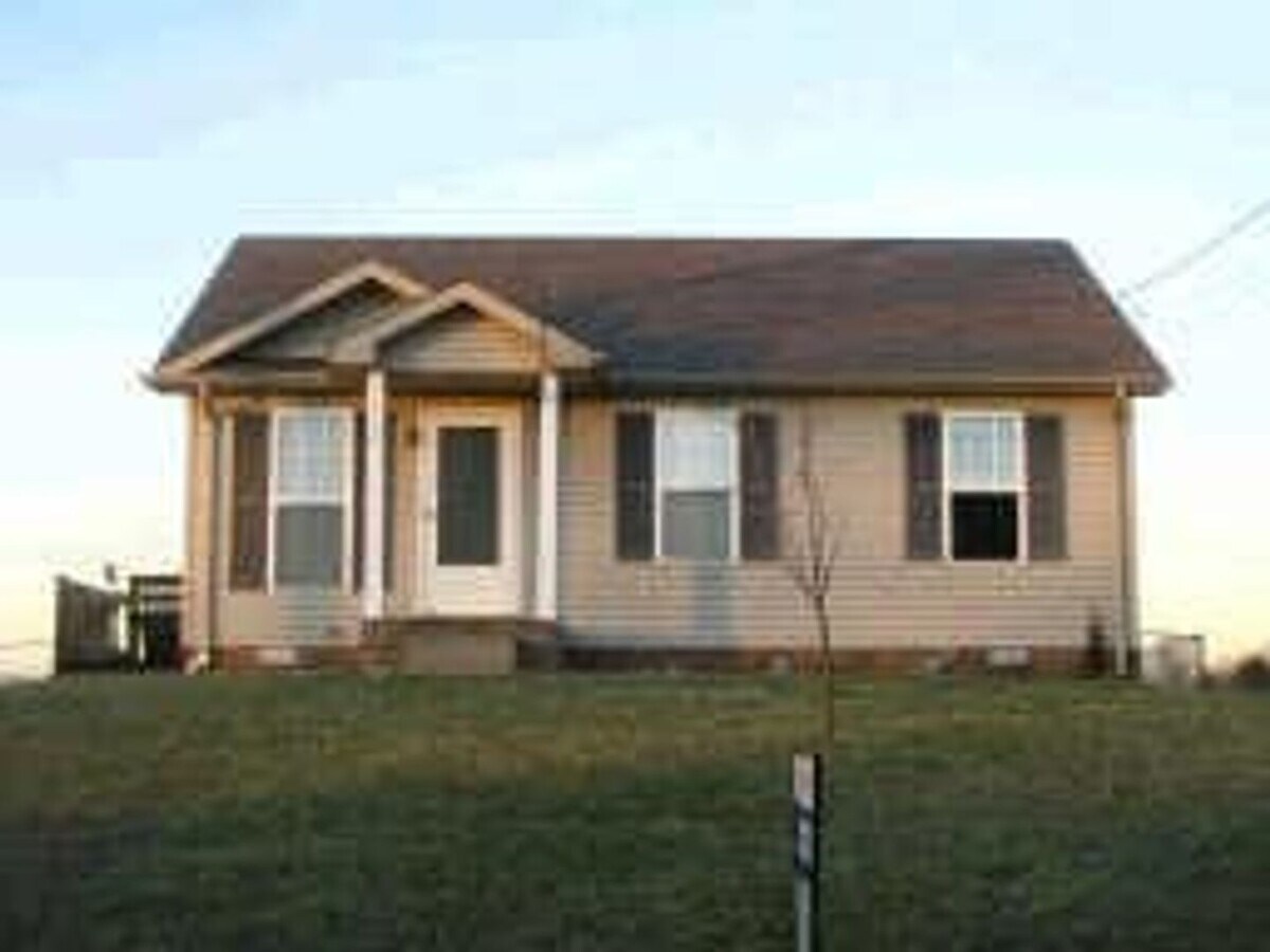 Photo - 313 Cranklen Cir