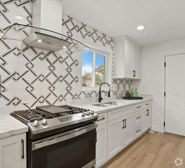 Building Photo - 1814 Telegraph Ave Rental