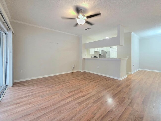 Photo - 1323 Arbor Lakes Cir