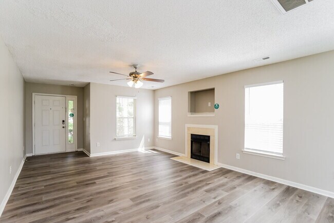 Photo - 9530 Bradstreet Commons Way