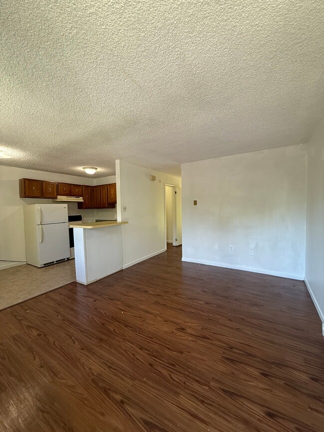 Photo - 2111 Florence Ave Unit A