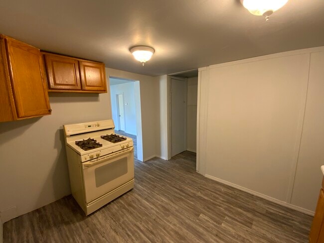 Photo - 624 Grant St