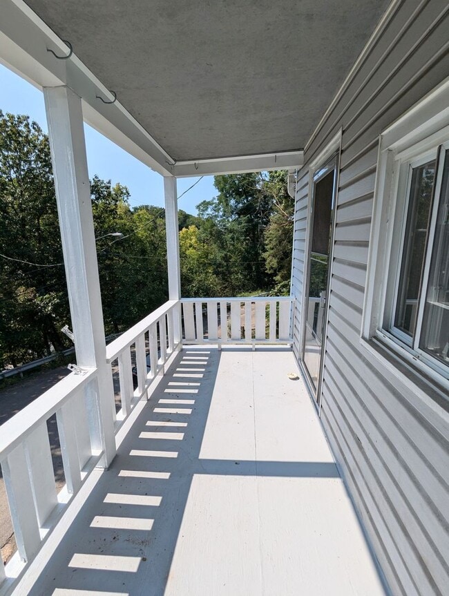 Photo - Spacious 2 bedroom 1 bathroom single family home (Marshall-Shadeland)