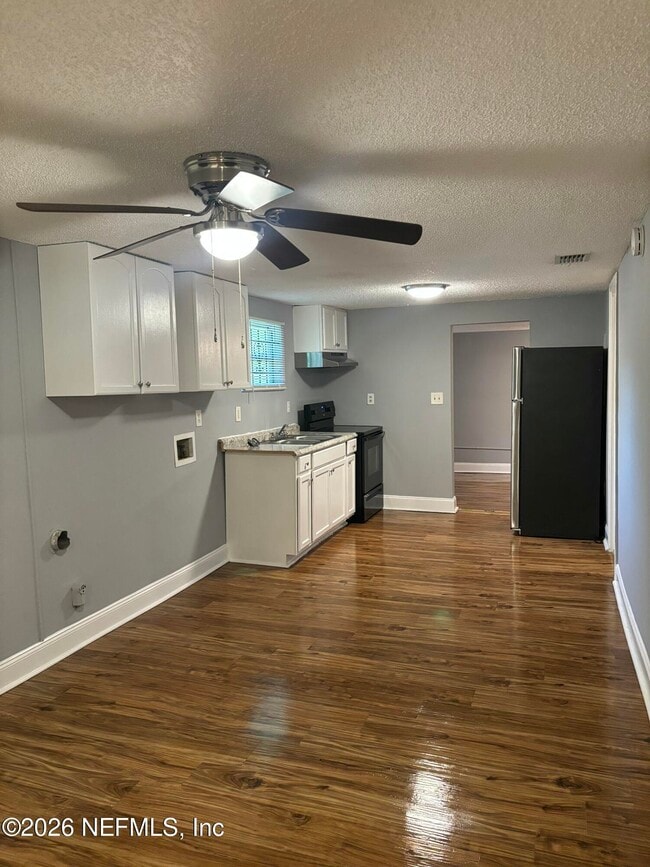 Photo - 2125 Morehouse Rd