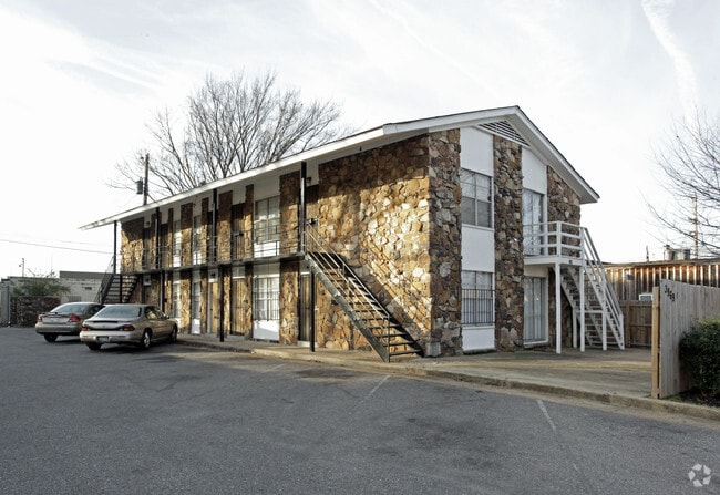 Building Photo - 3969 Southlawn Ave