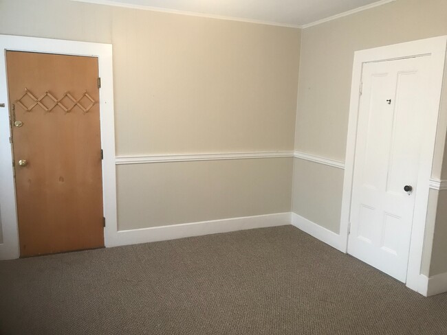 Photo - 182 High Street