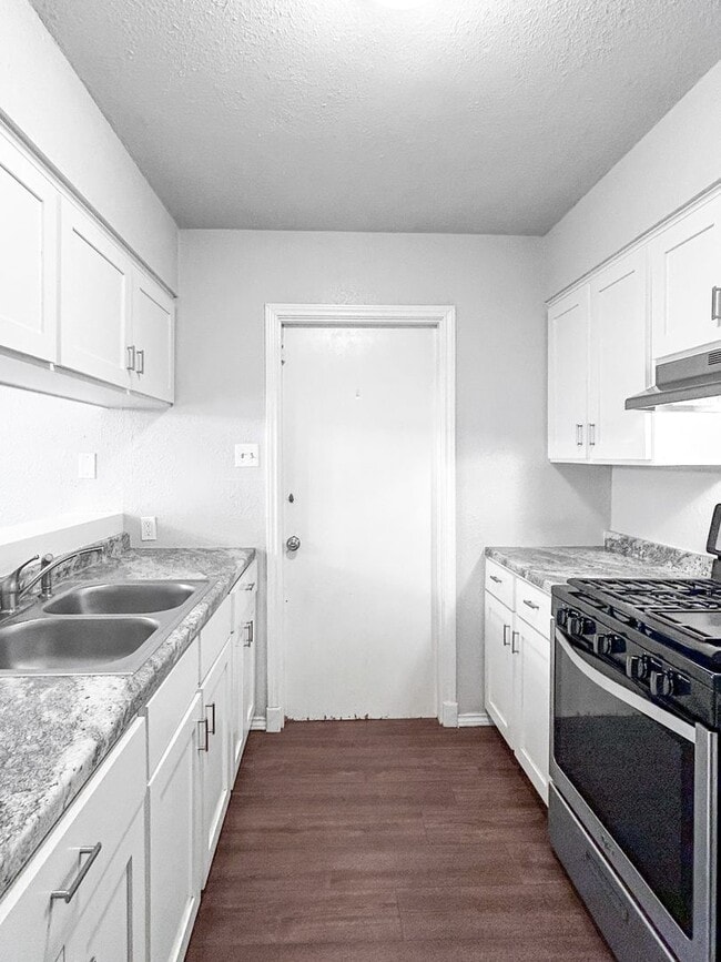 Photo - Convenient South SA Location—3BR with W/D Included