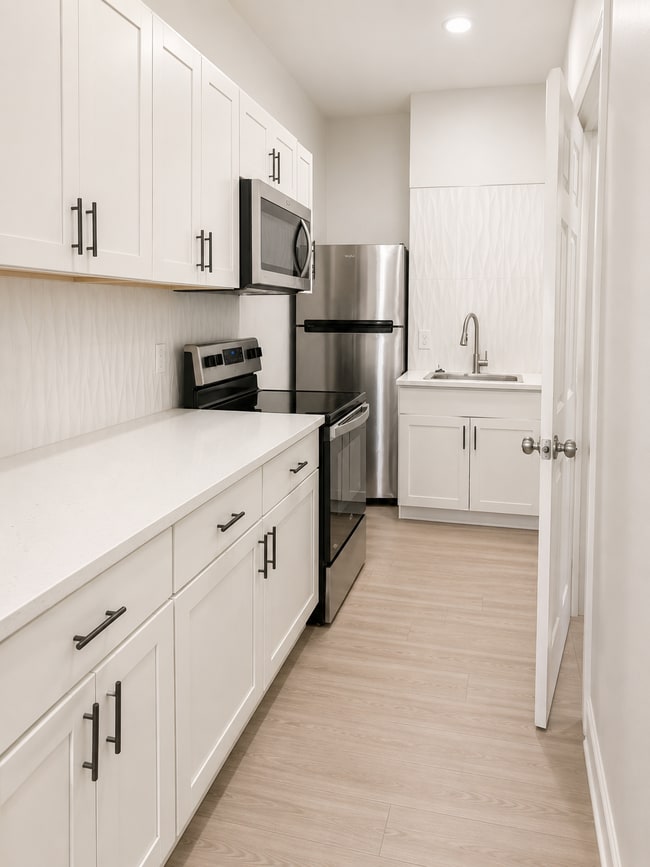 Building Photo - 311 Spring St Unit 1F
