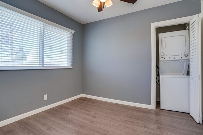 Photo - 621 E 99th St Unit 24