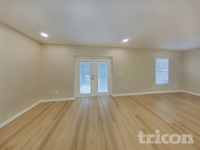 Photo - 4306 Woodlark Dr