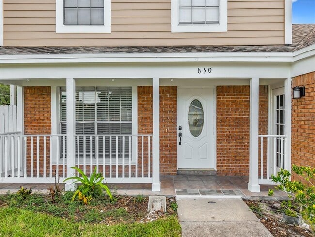 Photo - 650 Whittingham Pl