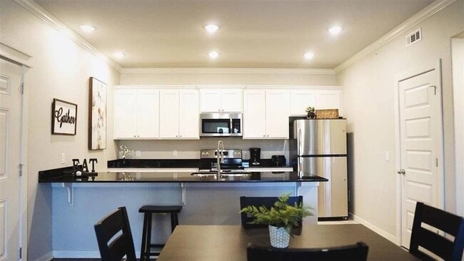 Highland Park Apartments