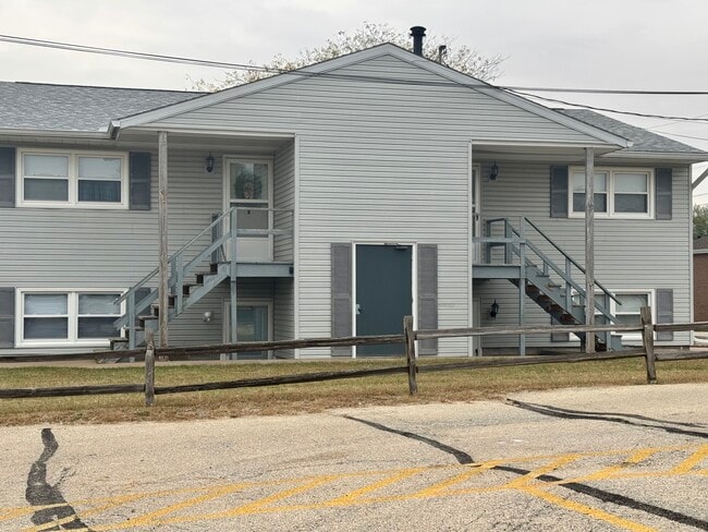 Building Photo - 104 E 9th Ave Unit A