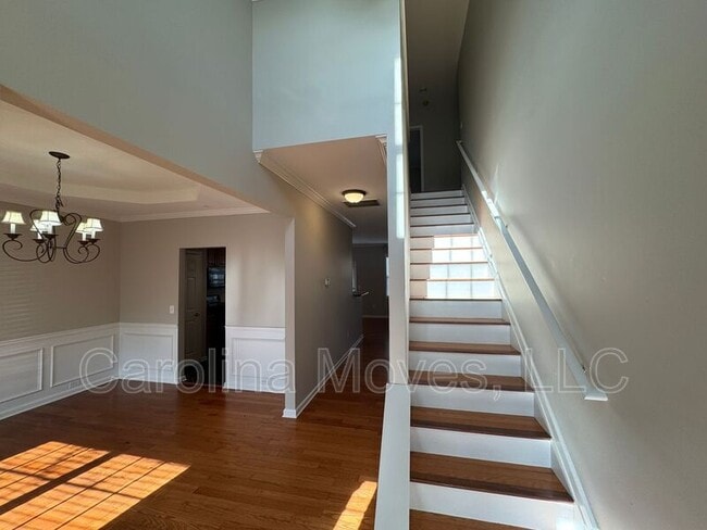 Photo - 104 Shairpin Ln