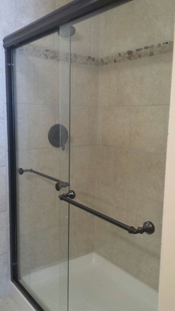 Photo - 1502 - 1550 LAKERIDGE