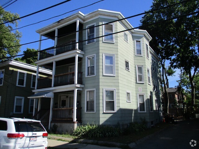 Building Photo - 197 Eutaw Ave Unit 197 Eutaw Ave #2 Rental