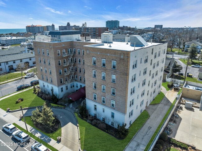 Building Photo - 500 Deal Lake Dr Unit 2B
