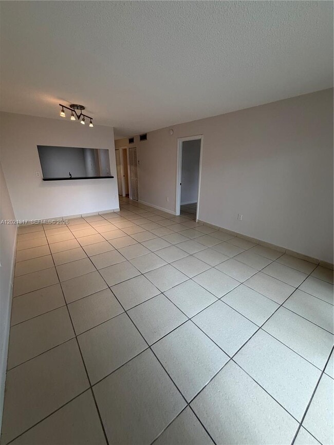 Photo - 11201 SW 88th St Unit 102A