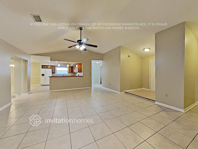 Photo - 330 Woods Lake Dr