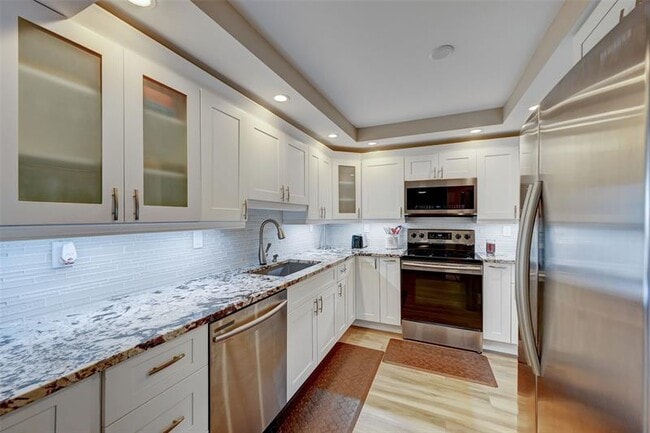 Photo - 531 N Ocean Blvd Unidad 506