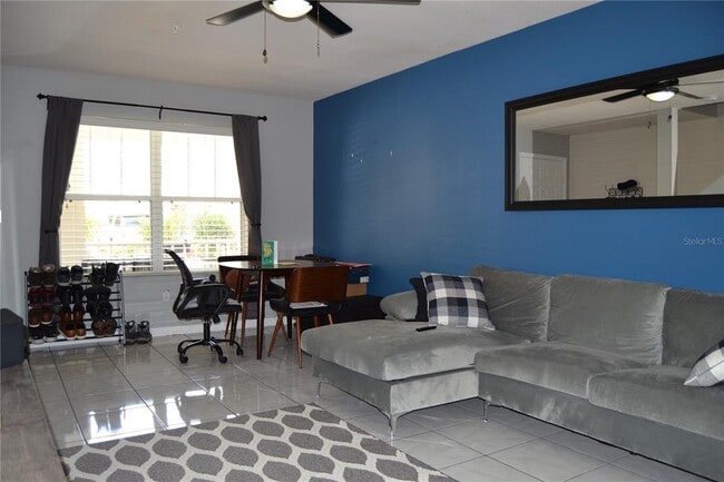 Photo - 4687 SW 48th Dr