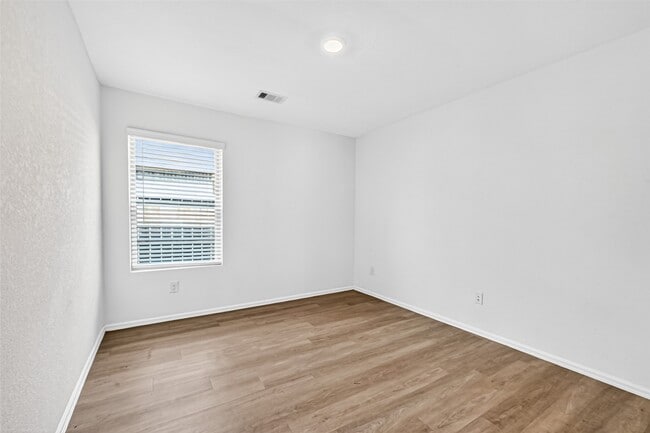 Building Photo - 7719 Cedar Birch Dr