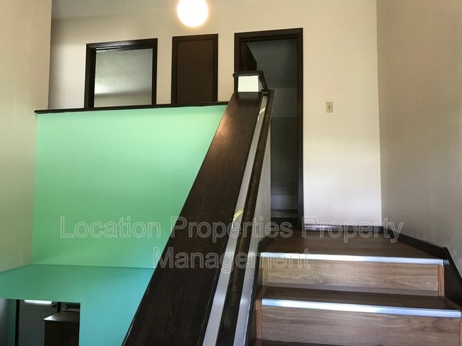 Photo - 1304 Randall Rd