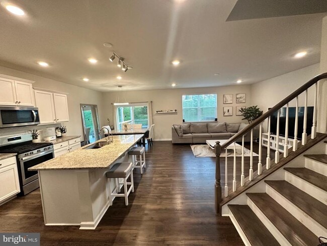 Photo - 173 Brooklyn Mill Pl