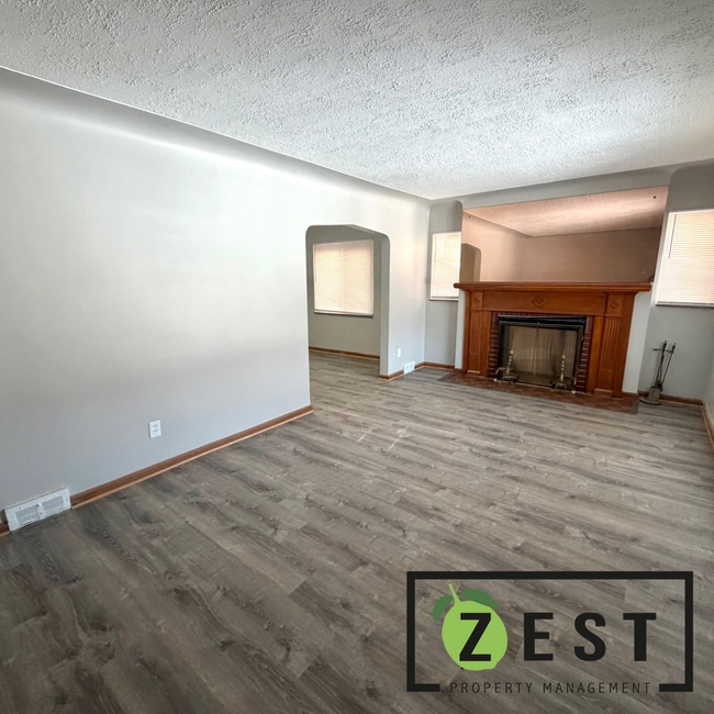 Photo - 19691 Cliff St Unit 19691 Cliff Street #1