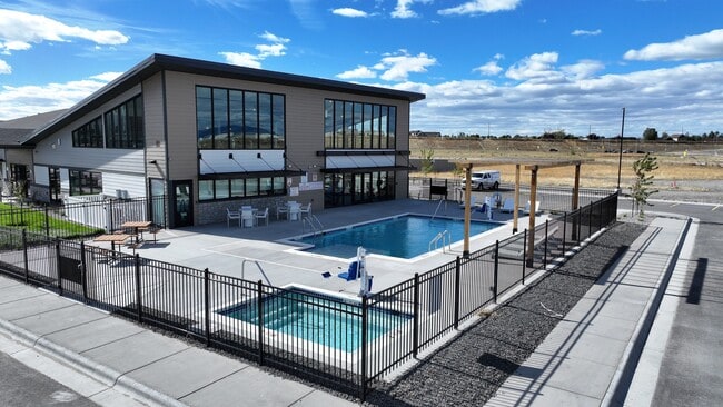 Photo - Yellowstone Landing