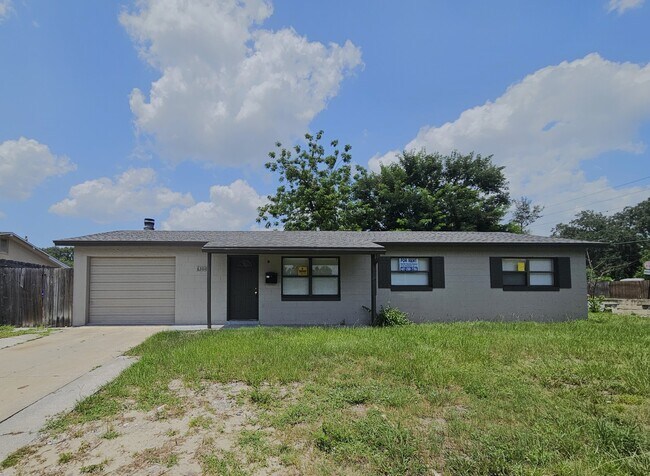 Building Photo - 6301 Breezewood St