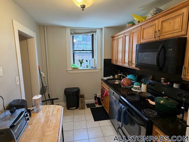 Photo - 11 Gorham St Unit 5