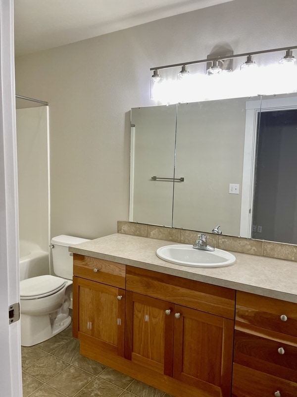 Photo - 1468 Foxtail St